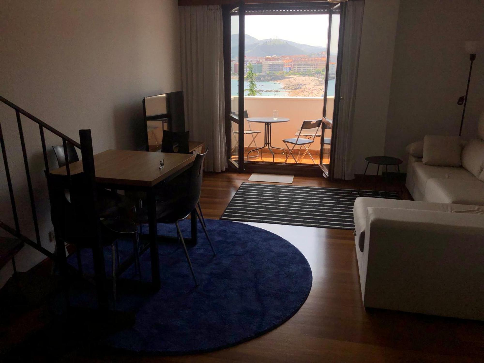 Duplex Junto A La Playa Con Garaje